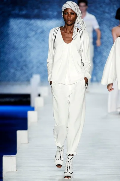 Look 22